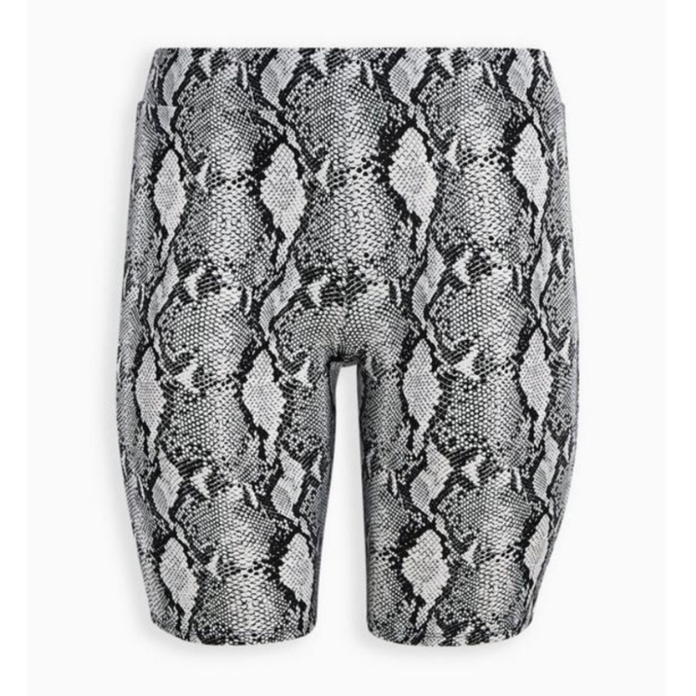 Torrid Snake Print 9 Inch Signature Waist Bike Short
